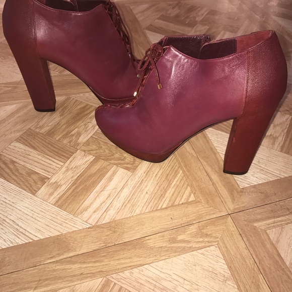 Authentic Christian Dior Burgundy leather booties - Picture 2 of 8